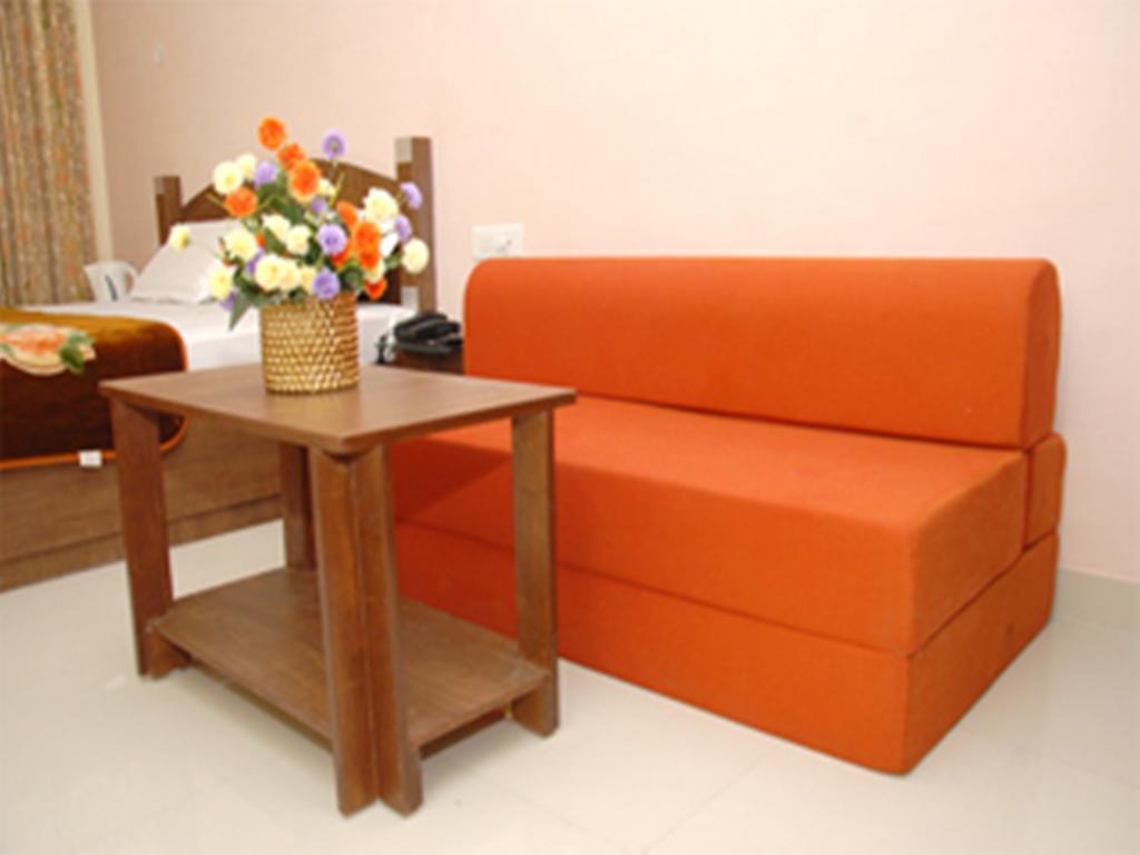 Hotel Holiday Comfort Amritsar Zewnętrze zdjęcie