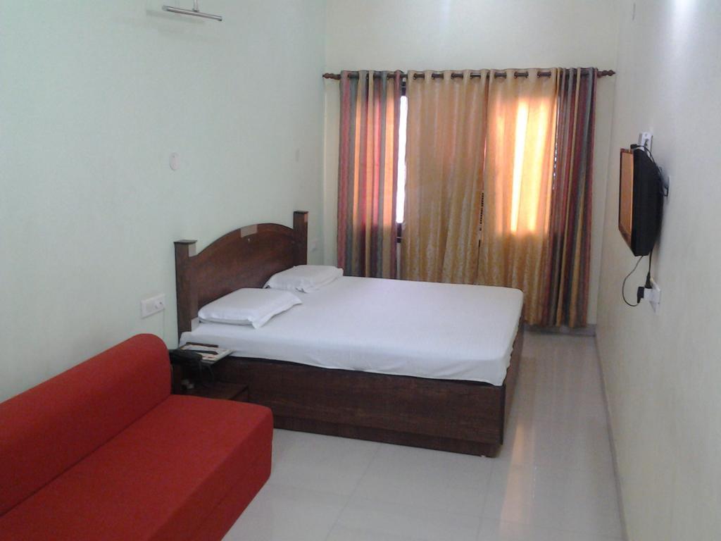 Hotel Holiday Comfort Amritsar Zewnętrze zdjęcie